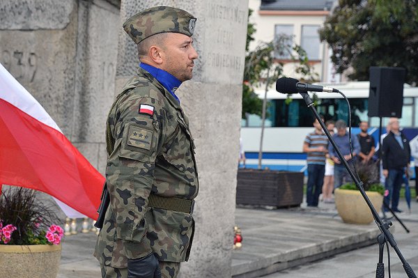 1 sierpnia na Placu Wolności