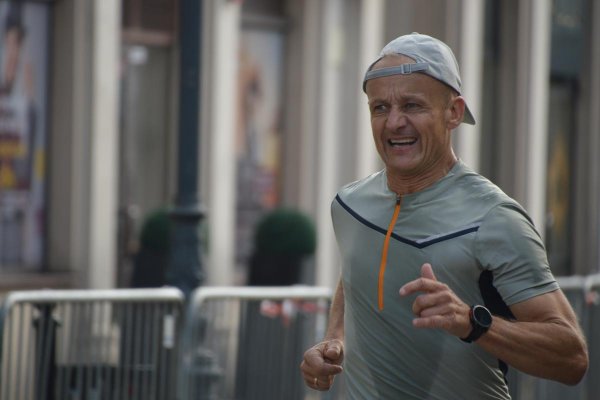 Setki biegaczy na ulicach Grójca, czyli Grójecka Dycha 2025