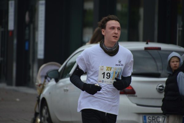 Setki biegaczy na ulicach Grójca, czyli Grójecka Dycha 2025