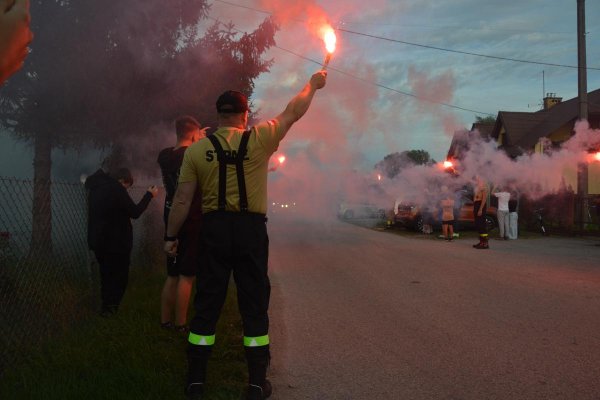 Nowy samochód strażacki w OSP Mirowice