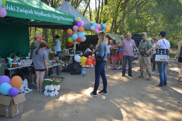 Piknik rodzinny z okazji Dnia Dziecka nad zalewem w Głuchowie