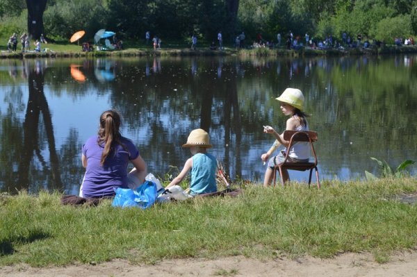 Piknik rodzinny z okazji Dnia Dziecka nad zalewem w Głuchowie