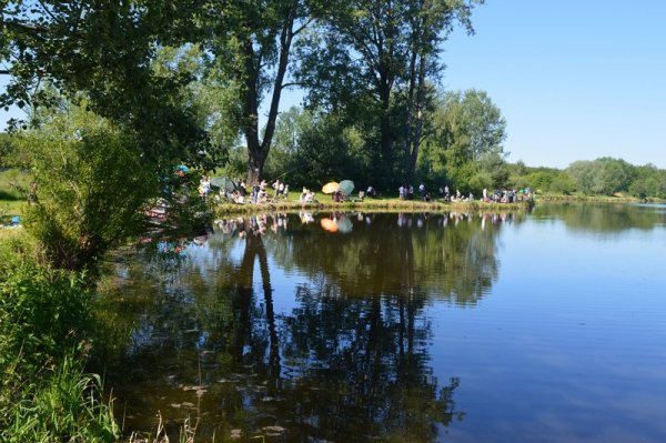 Piknik rodzinny z okazji Dnia Dziecka nad zalewem w Głuchowie