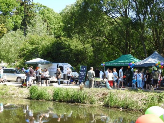 Piknik rodzinny z okazji Dnia Dziecka nad zalewem w Głuchowie