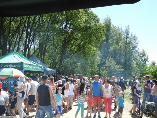 Piknik rodzinny z okazji Dnia Dziecka nad zalewem w Głuchowie