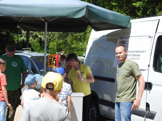 Piknik rodzinny z okazji Dnia Dziecka nad zalewem w Głuchowie