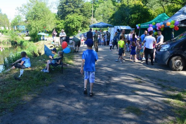 Piknik rodzinny z okazji Dnia Dziecka nad zalewem w Głuchowie
