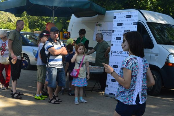 Piknik rodzinny z okazji Dnia Dziecka nad zalewem w Głuchowie
