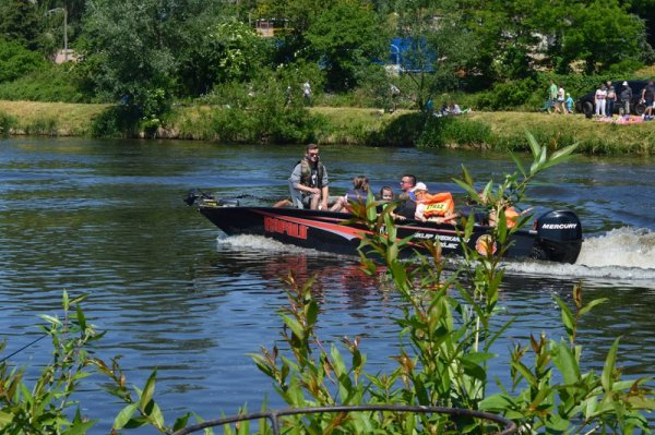 Piknik wędkarski z okazji Dnia Dziecka