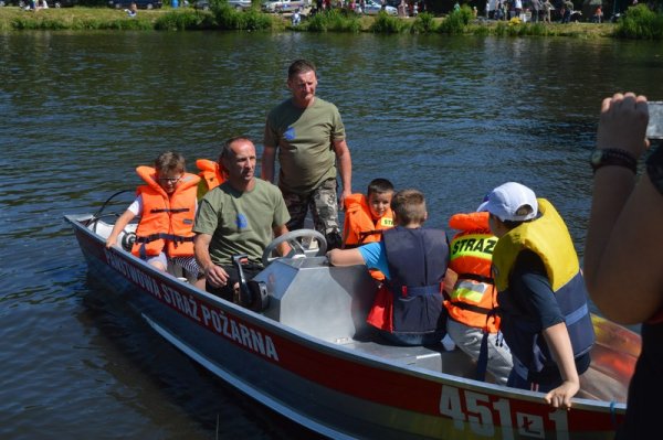 Piknik wędkarski z okazji Dnia Dziecka