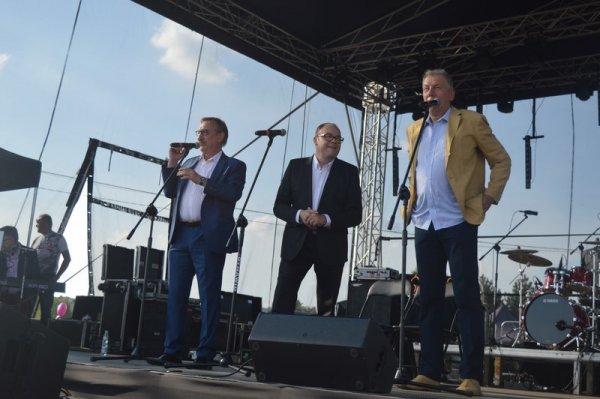 Święto Kwitnących Jabłoni 2016