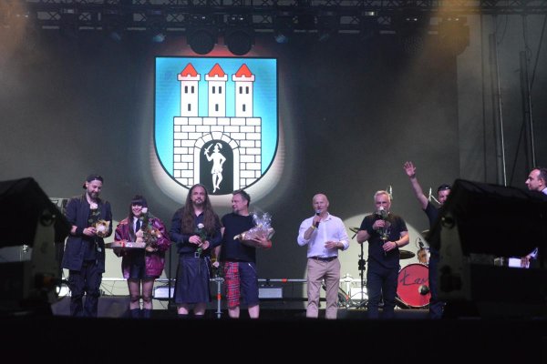T. Love i Łzy! Tak Grójec bawił się na Święcie Kwitnących Jabłoni 2026