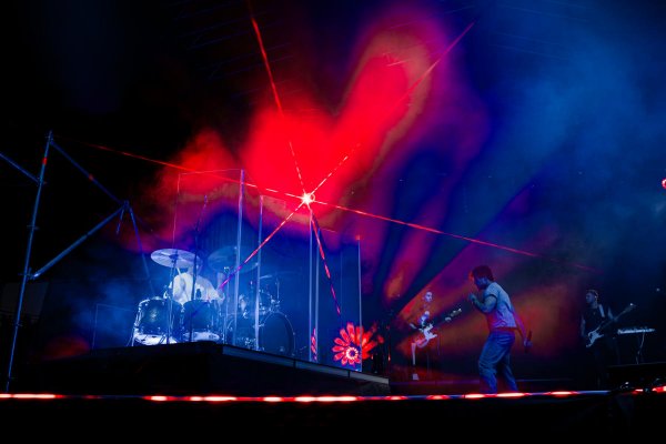 Koncert Oskara Cymsa na Święcie Kwitnących Jabłoni 2026 w obiektywie Pauliny Dzikowskiej