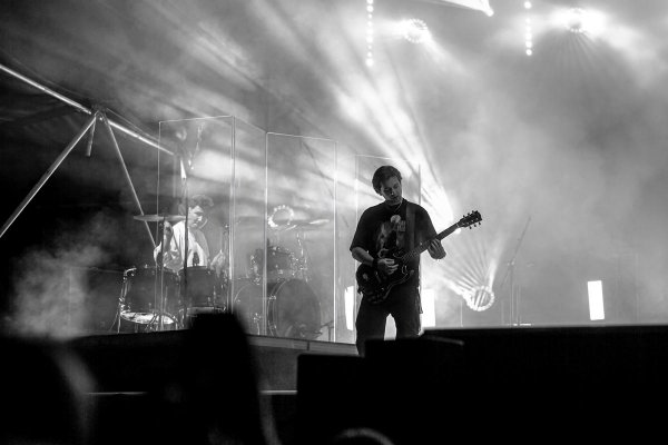 Koncert Oskara Cymsa na Święcie Kwitnących Jabłoni 2026 w obiektywie Pauliny Dzikowskiej