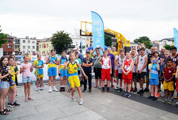 Stop Smartfonizacji! Koszykarski turniej na rynku w Grójcu