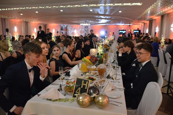 Studniówka Liceum Ogólnokształcącego w Grójcu 2023