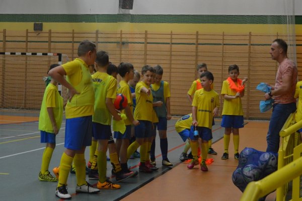 Świąteczny turniej dla najmłodszych grup piłkarzy GKS Mazowsze Grójec
