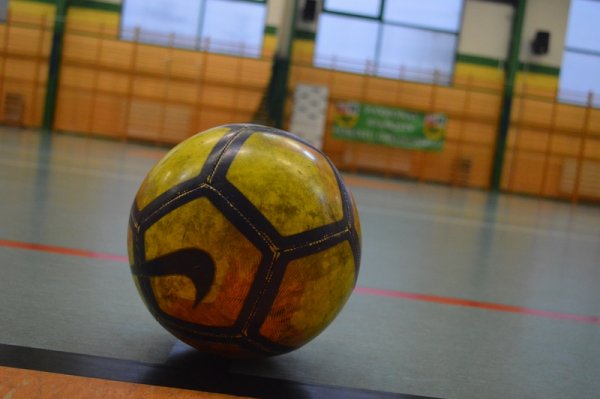 Świąteczny turniej dla najmłodszych grup piłkarzy GKS Mazowsze Grójec