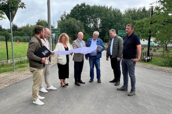 Zakończono budowę dróg gminnych w Podolu, Dużym Dole i Lesie Lesznowolskim