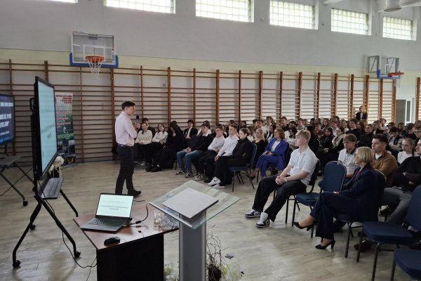 Drugie Forum Zawodowe w Centrum Kształcenia Zawodowego i Ustawicznego w Nowej Wsi