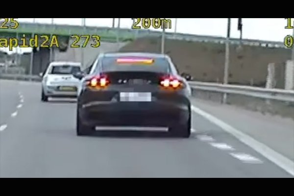 Niebezpieczna jazda na S7 przerwana. Na liczniku Porsche miał 227 km/h