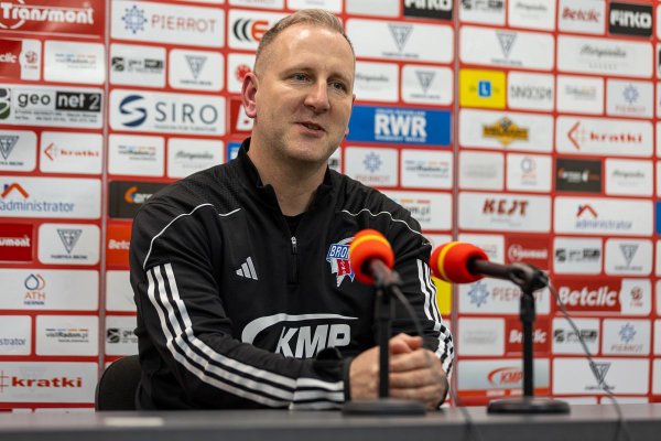 Mariusz Lisiecki trenerem piłkarzy III-ligowej Broni Radom   