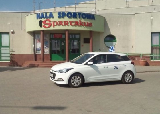 Posłowie planują podwyżki cen egzaminów na prawo jazdy. Samorządy przeciwne