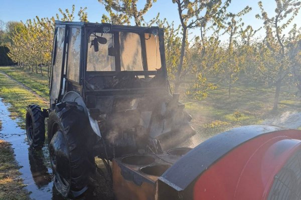 Wielki pech sadownika spod Grójca. Walczył z mrozem, stracił ciągnik 